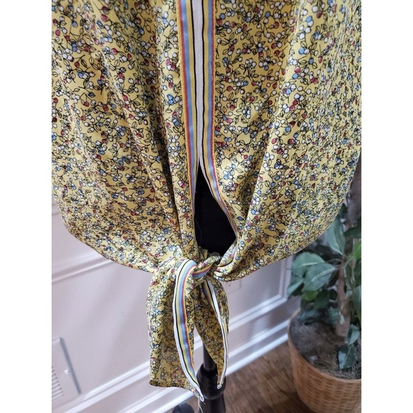 Max Studio Women's Yellow Floral 100% Polyester V-Neck Short Sleeve Top Blouse L - Picture 4 of 13